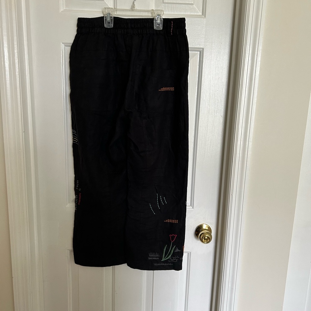 Johnny Was Pete & Greta Embroidered Wide Leg Linen Cropped Pant - Picture 6 of 15